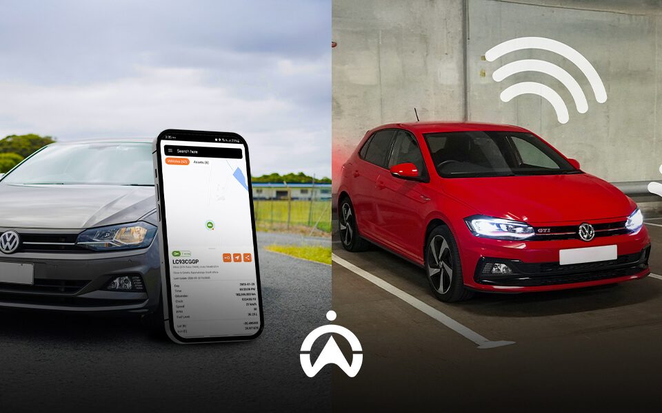 A black Volkswagen Polo alongside a smartphone displaying its location, with a red Polo parked and connectivity symbols in the background.